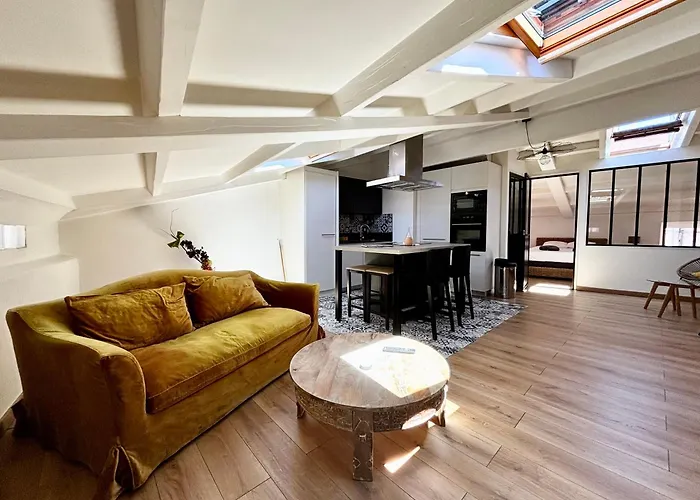 Casamea - Vieille Ville, Clim, Plage A 5Min Apartment