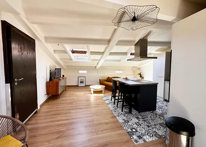 Apartment Casamea - Vieille Ville, Clim, Plage A 5Min